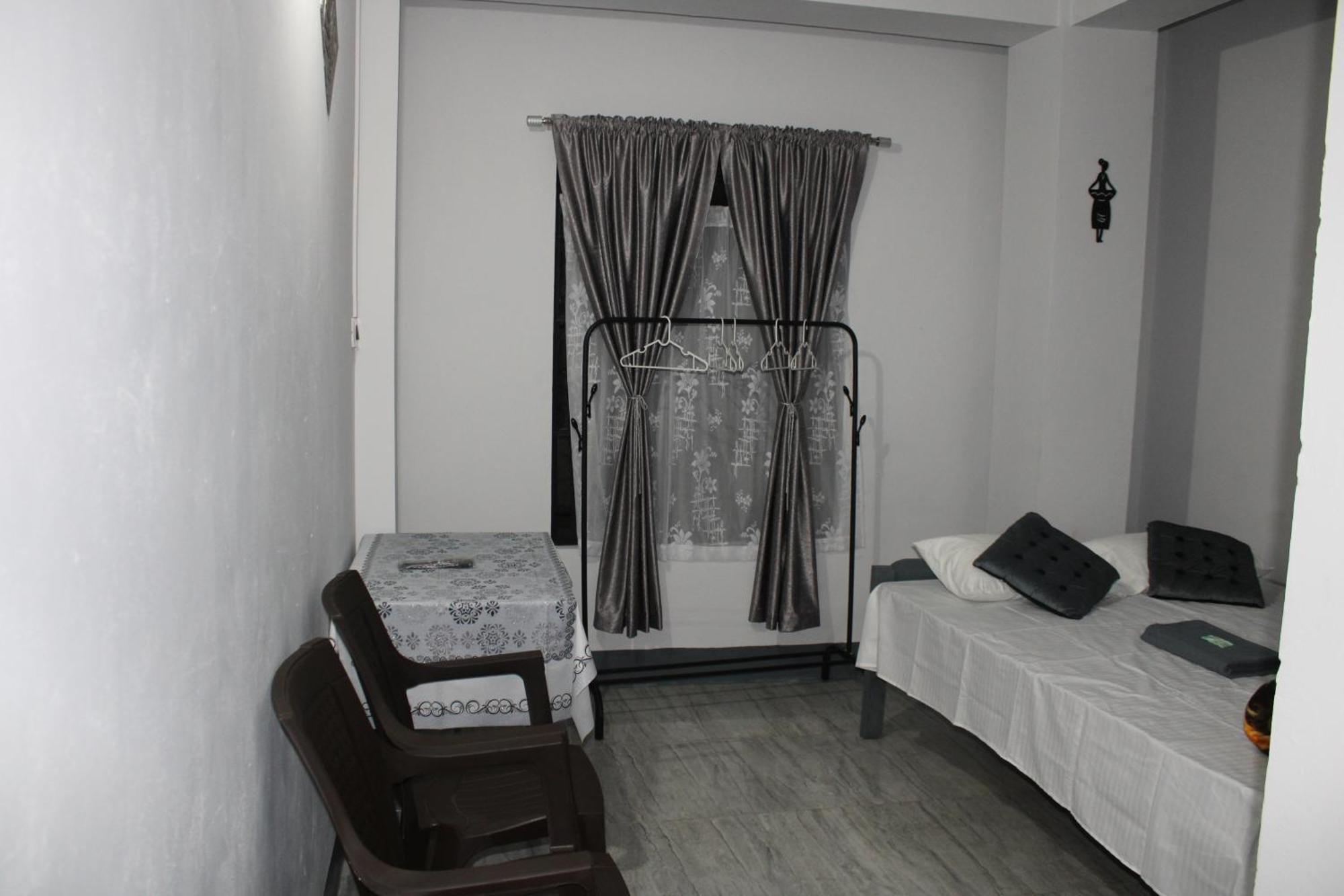 Halabella Homestay Shillong Esterno foto