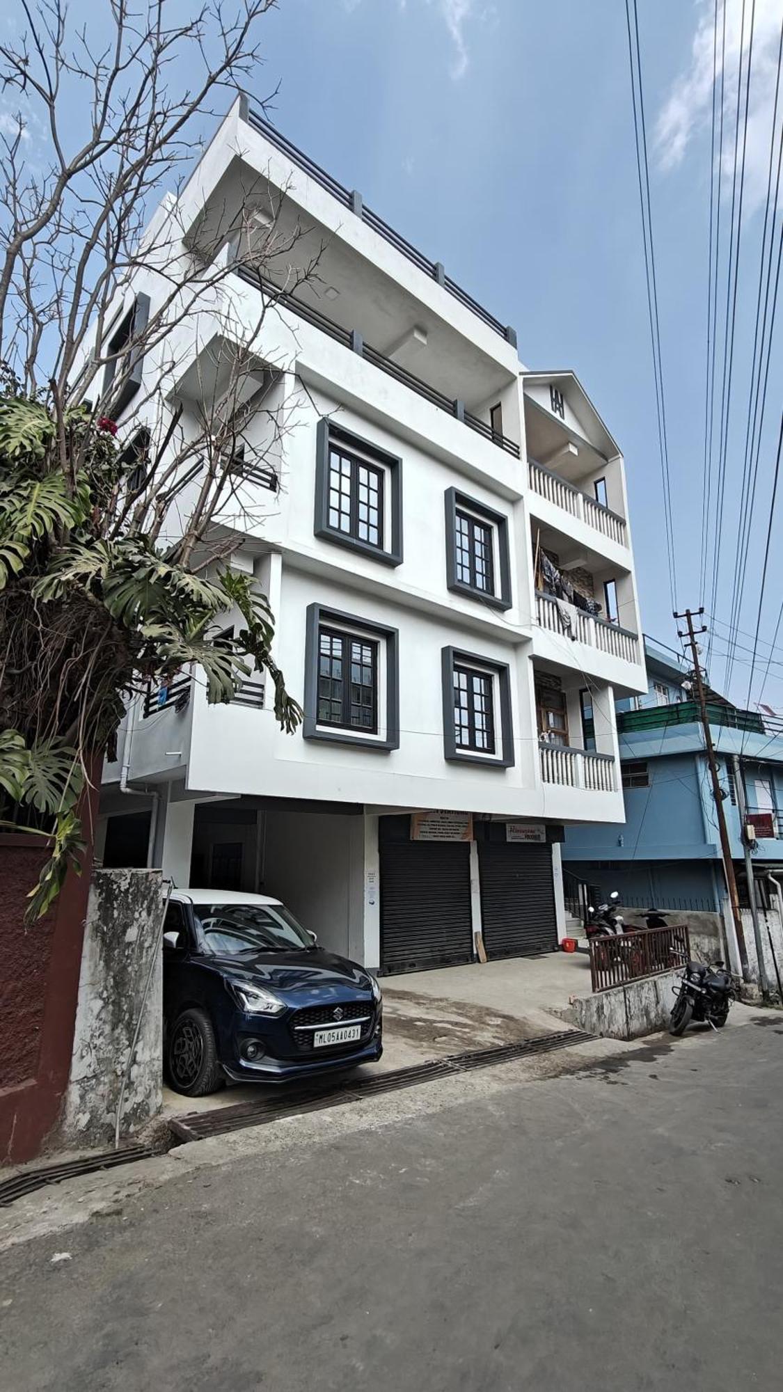 Halabella Homestay Shillong Esterno foto